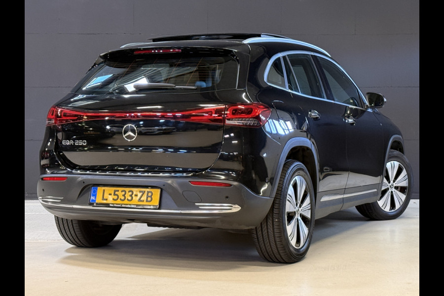 Mercedes-Benz EQA 250 Business Solution Luxury 67 kWh | Pano | 360 Camera | Origineel NL