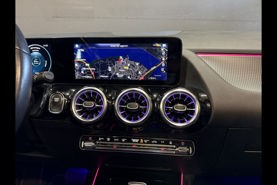 Mercedes-Benz EQA 250 Business Solution Luxury 67 kWh | Pano | 360 Camera | Origineel NL