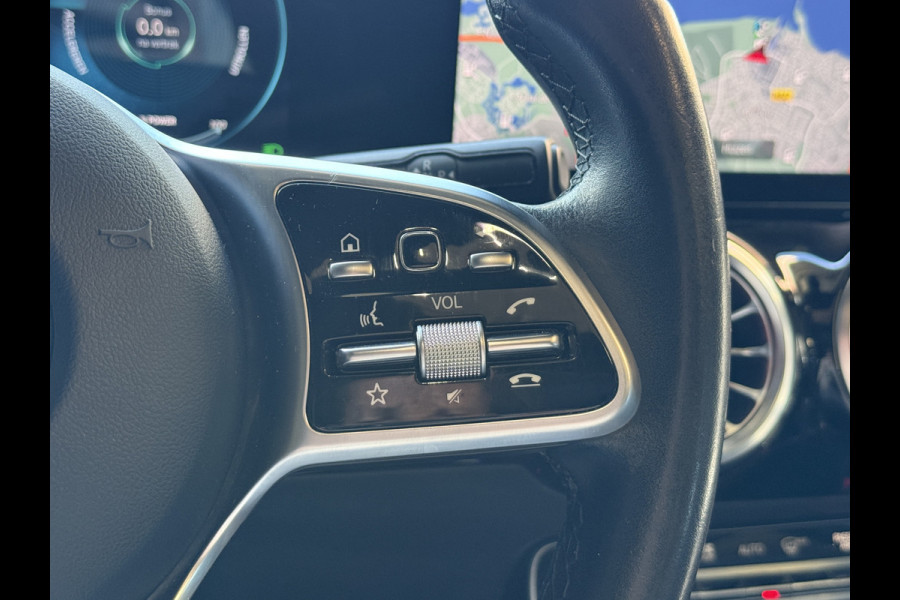 Mercedes-Benz EQA 250 Business Solution Luxury 67 kWh | Pano | 360 Camera | Origineel NL