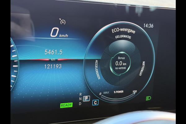 Mercedes-Benz EQA 250 Business Solution Luxury 67 kWh | Pano | 360 Camera | Origineel NL
