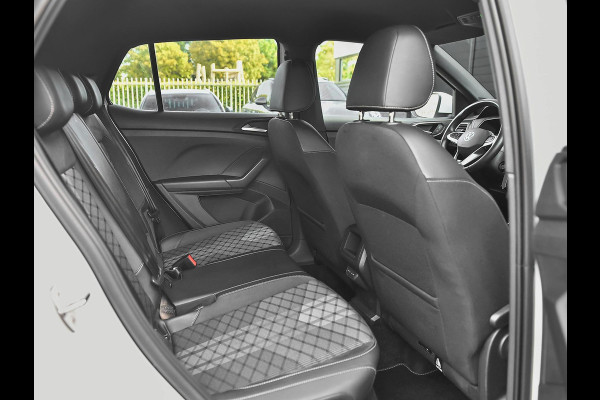 Volkswagen T-Cross 1.5 TSI R-Line Camera Navi Trekhaak Carplay