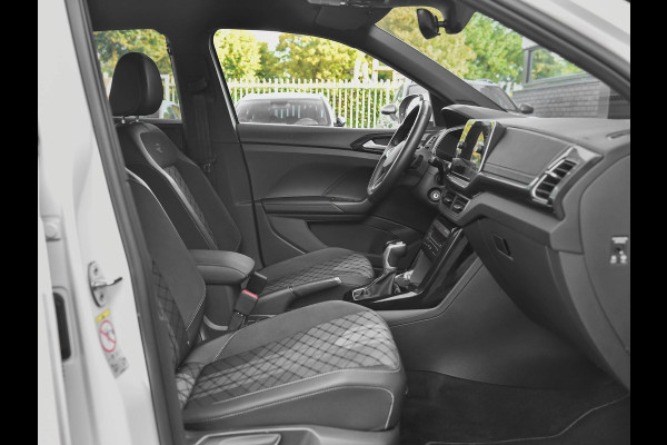 Volkswagen T-Cross 1.5 TSI R-Line Camera Navi Trekhaak Carplay