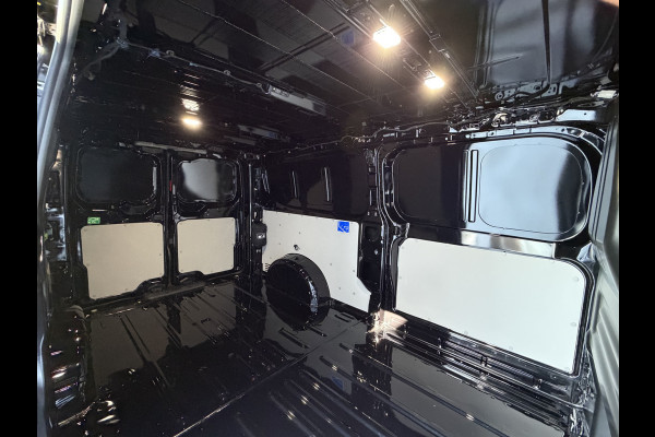 Ford E-Transit Cust. 340 L2H1 Limited 71 kWh 218 PK | 360 Camera | B&O Audio | Dode hoek | Direct leverbaar!!