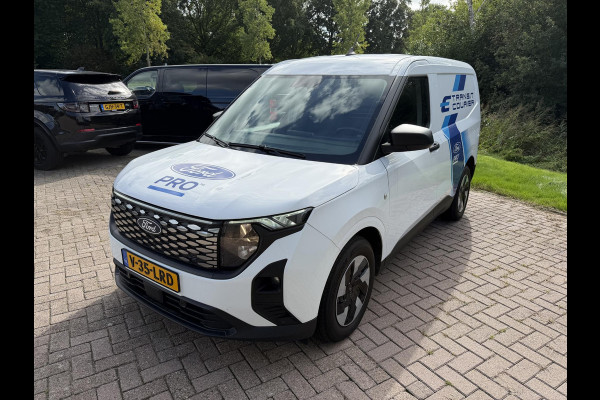 Ford E-Transit Courier Trend 44 kWh 136pk Trekhaak | Achteruitrijcamera | Adaptieve Cruise | Navigatie