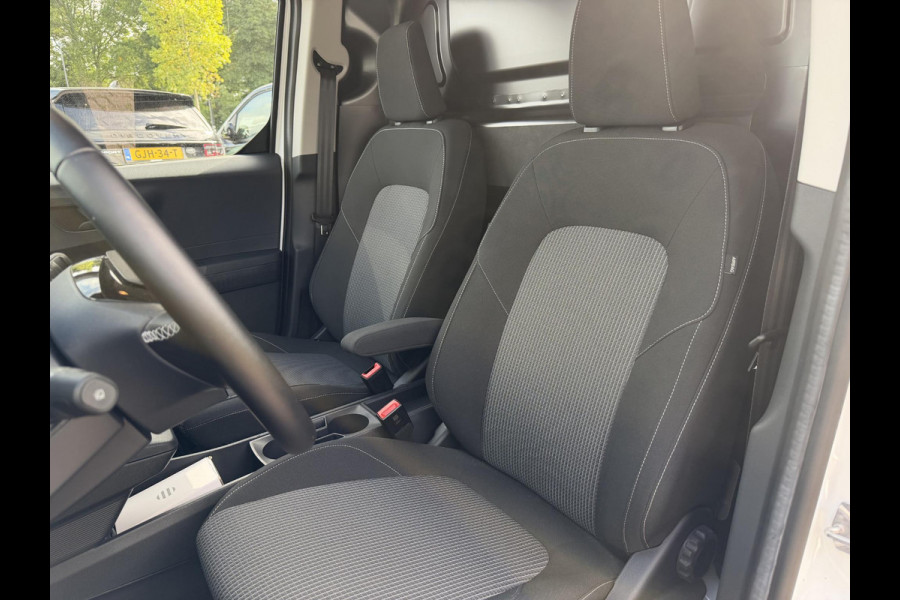 Ford E-Transit Courier Trend 44 kWh 136pk Trekhaak | Achteruitrijcamera | Adaptieve Cruise | Navigatie