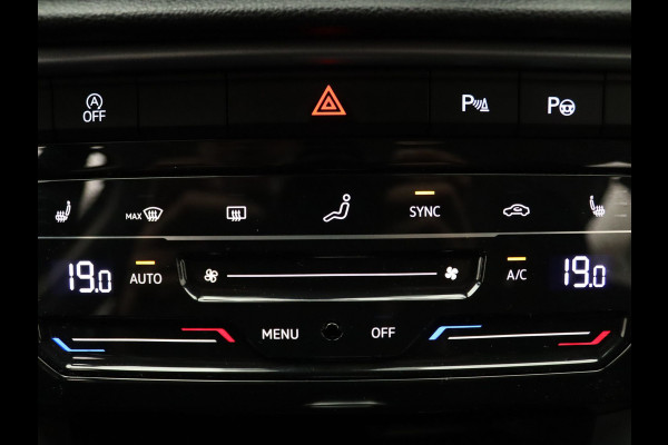 Volkswagen T-Roc TSI 150pk Life Business DSG/Automaat Camera | Adapt. Cruise | Navi | Parkeersens. v+a