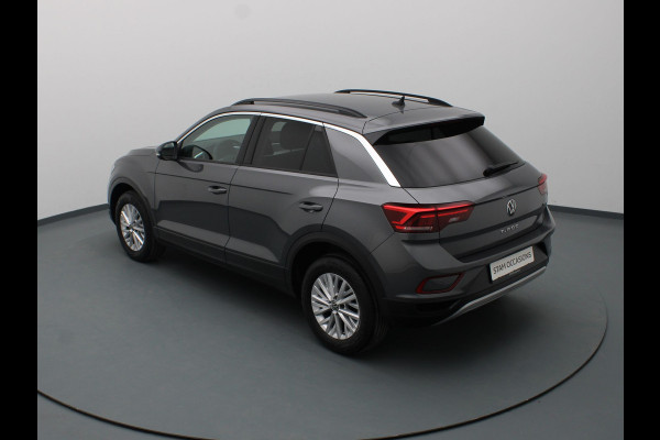 Volkswagen T-Roc TSI 150pk Life Business DSG/Automaat Camera | Adapt. Cruise | Navi | Parkeersens. v+a
