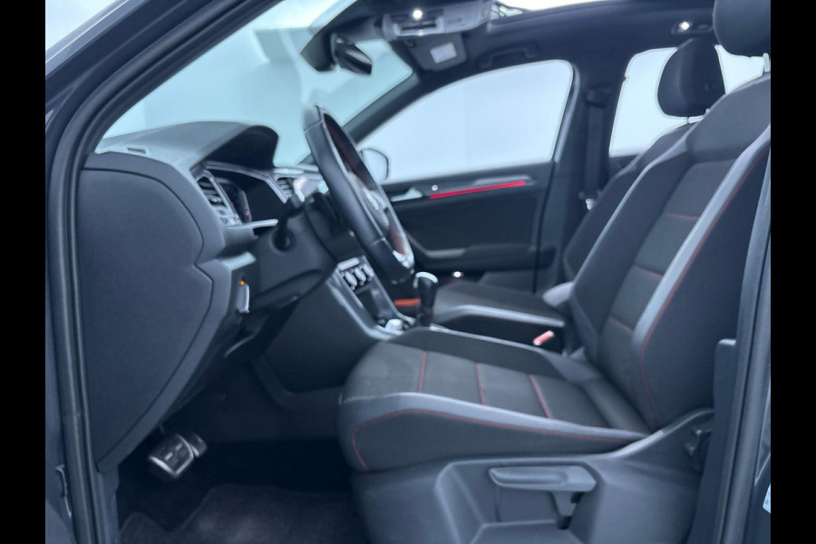 Volkswagen T-Roc 1.5 TSI Sport Business R 150 pk Automaat (DSG) | Navigatie | Panoromadak | Parkeersensoren | Achteruitrijcamera | Adaptieve Cruise Control | Stoelverwarming |