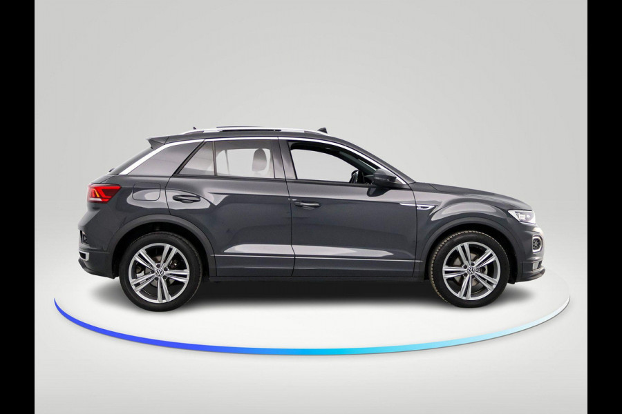 Volkswagen T-Roc 1.5 TSI Sport Business R 150 pk Automaat (DSG) | Navigatie | Panoromadak | Parkeersensoren | Achteruitrijcamera | Adaptieve Cruise Control | Stoelverwarming |