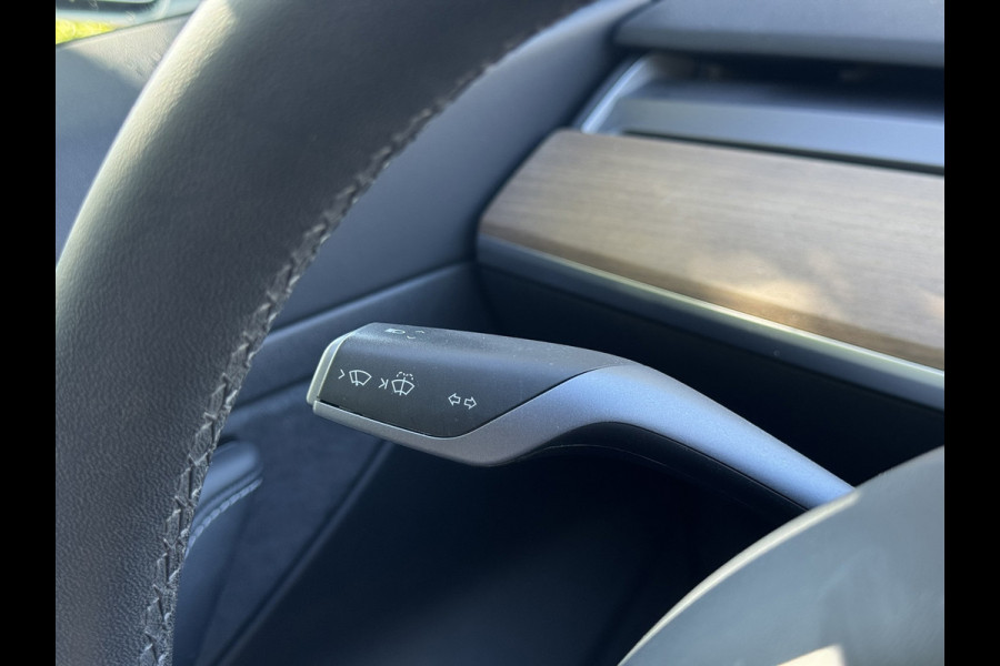Tesla Model 3 Standard RWD Plus 60 kWh | 1e Eigenaar | Mica kleur |