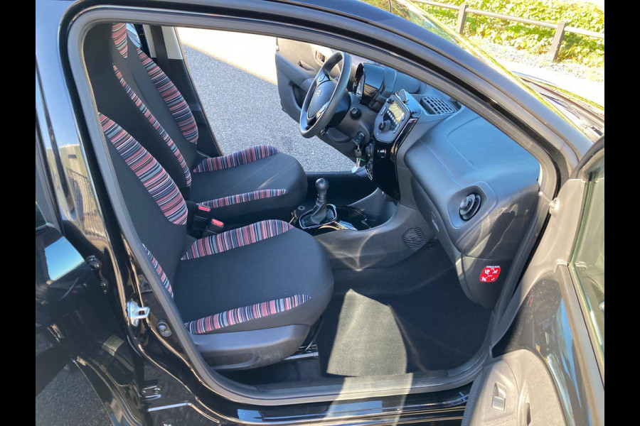 Citroën C1 1.0 VTi Feel | 2021 | Airco | Bluetooth | APK 11-2027 | Topstaat