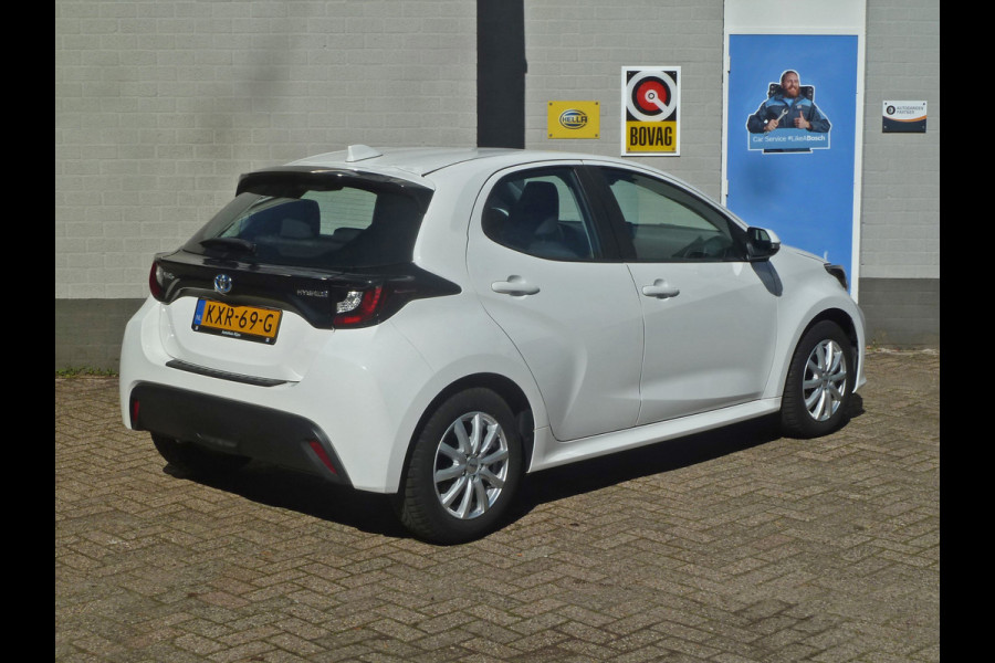 Toyota Yaris 1.5 Hybrid Active|Adaptive-Cruise|Stoelverwarming|Camera|Climate-Control|Navi|Dealer-onderhouden