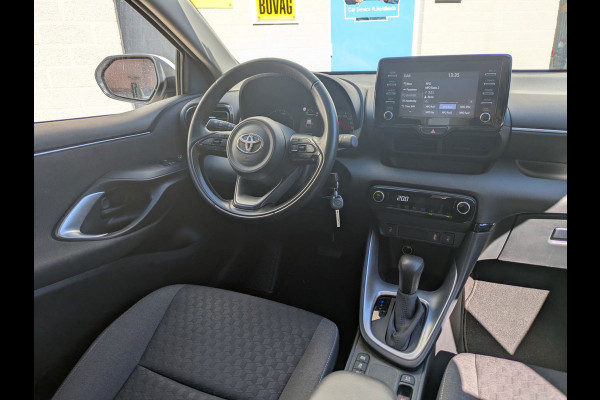Toyota Yaris 1.5 Hybrid Active|Adaptive-Cruise|Stoelverwarming|Camera|Climate-Control|Navi|Dealer-onderhouden