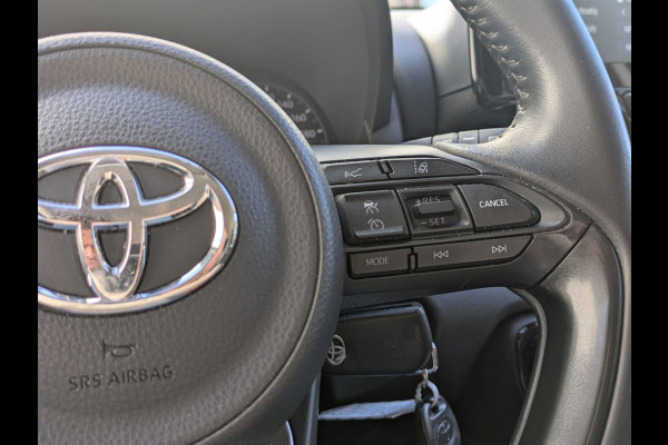 Toyota Yaris 1.5 Hybrid Active|Adaptive-Cruise|Stoelverwarming|Camera|Climate-Control|Navi|Dealer-onderhouden