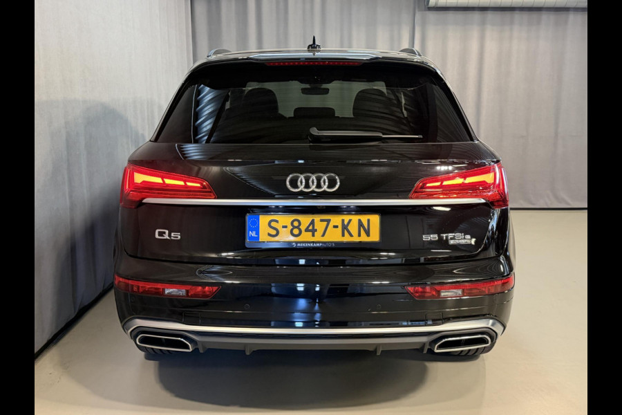 Audi Q5 55 TFSI e S edition Competition 19"/Sportstoelen/Stoelverwarming/Adaptieve cruise/Dodehoek/Camera/Apple Carplay & Android Auto
