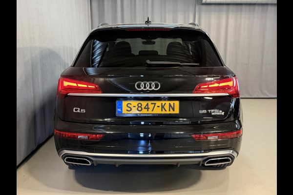 Audi Q5 55 TFSI e S edition Competition 19"/Sportstoelen/Stoelverwarming/Adaptieve cruise/Dodehoek/Camera/Apple Carplay & Android Auto