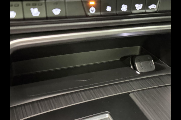 Mazda CX-60 2.5 e-SkyActiv PHEV Homura Plus Open dak | Adapt. Cruise | Stoelventilatie | Stuur-/Stoelverwarming | 360 camera | Head-up | Carplay | Bose sound | Memory