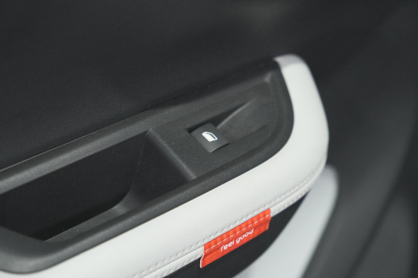 Citroën C3 1.2 Hybrid 110pk Max | Trekhaak afneembaar | Camera | Navigatie | Parkeersensoren