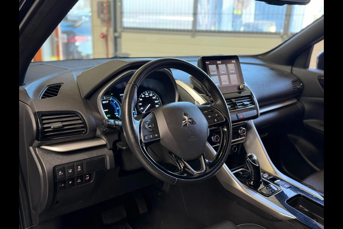 Mitsubishi Eclipse Cross 2.4 PHEV Instyle, Pano, Camera, Stoel/Stuurverwarming. Carplay, 1 Jaar bovag garantie