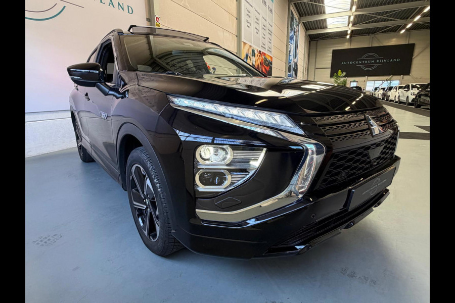 Mitsubishi Eclipse Cross 2.4 PHEV Instyle, Pano, Camera, Stoel/Stuurverwarming. Carplay, 1 Jaar bovag garantie