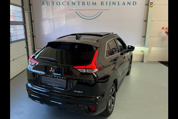 Mitsubishi Eclipse Cross 2.4 PHEV Instyle, Pano, Camera, Stoel/Stuurverwarming. Carplay, 1 Jaar bovag garantie
