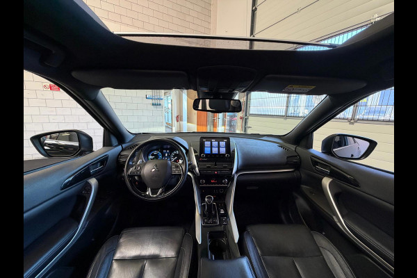 Mitsubishi Eclipse Cross 2.4 PHEV Instyle, Pano, Camera, Stoel/Stuurverwarming. Carplay, 1 Jaar bovag garantie