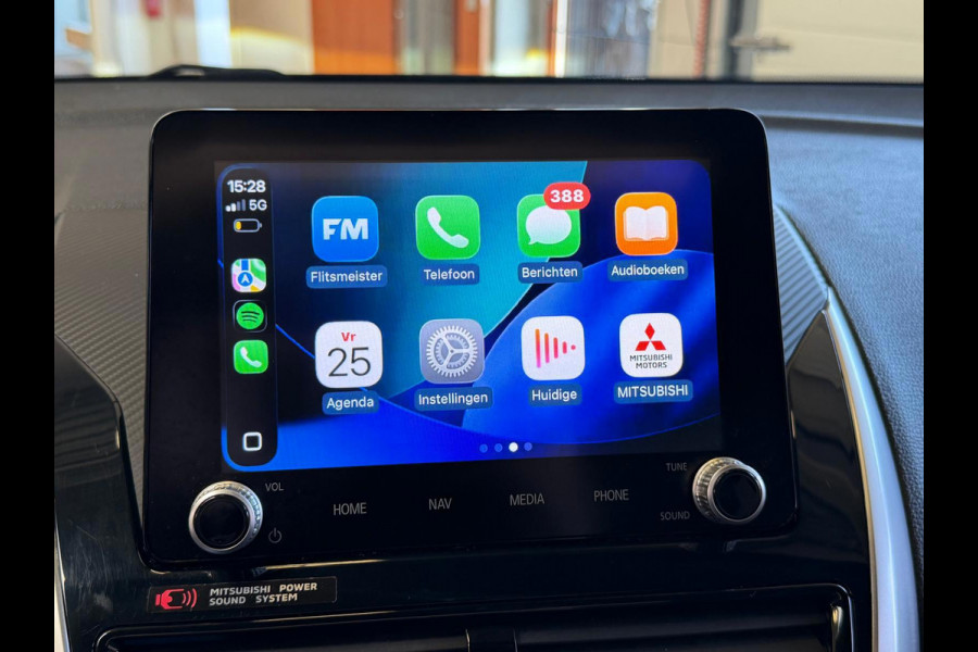 Mitsubishi Eclipse Cross 2.4 PHEV Instyle, Pano, Camera, Stoel/Stuurverwarming. Carplay, 1 Jaar bovag garantie