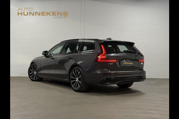 Volvo V60 2.0 T6 Plug-in hybrid AWD Plus Dark Long range | Trekhaak | Stuur-/stoelverwarming | Memory | Cruise-/climate control | Leder | Carplay