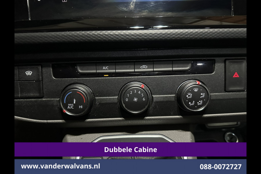 Volkswagen Transporter 2.0 TDI 150pk Automaat L2H1 BULLI Dubbele Cabine Euro6 Airco | 5-Zits | Camera | Navigatie | Apple Carplay LED, Android Auto, Adaptieve Cruisecontrol, LM Velgen, Leder, 2500kg Trekhaak, Parkeersensoren, Verwarmde voorruit