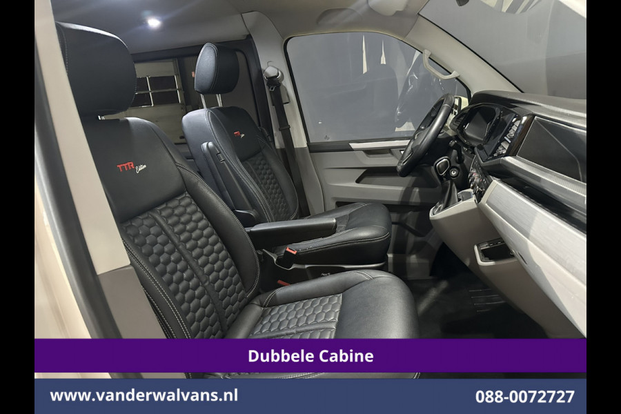 Volkswagen Transporter 2.0 TDI 150pk Automaat L2H1 BULLI Dubbele Cabine Euro6 Airco | 5-Zits | Camera | Navigatie | Apple Carplay LED, Android Auto, Adaptieve Cruisecontrol, LM Velgen, Leder, 2500kg Trekhaak, Parkeersensoren, Verwarmde voorruit