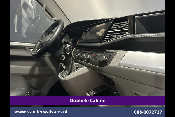 Volkswagen Transporter 2.0 TDI 150pk Automaat L2H1 BULLI Dubbele Cabine Euro6 Airco | 5-Zits | Camera | Navigatie | Apple Carplay LED, Android Auto, Adaptieve Cruisecontrol, LM Velgen, Leder, 2500kg Trekhaak, Parkeersensoren, Verwarmde voorruit