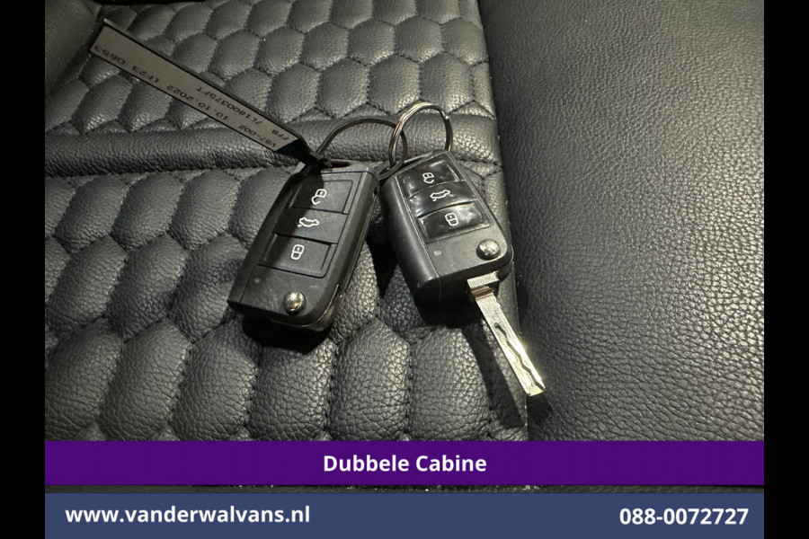 Volkswagen Transporter 2.0 TDI 150pk Automaat L2H1 BULLI Dubbele Cabine Euro6 Airco | 5-Zits | Camera | Navigatie | Apple Carplay LED, Android Auto, Adaptieve Cruisecontrol, LM Velgen, Leder, 2500kg Trekhaak, Parkeersensoren, Verwarmde voorruit