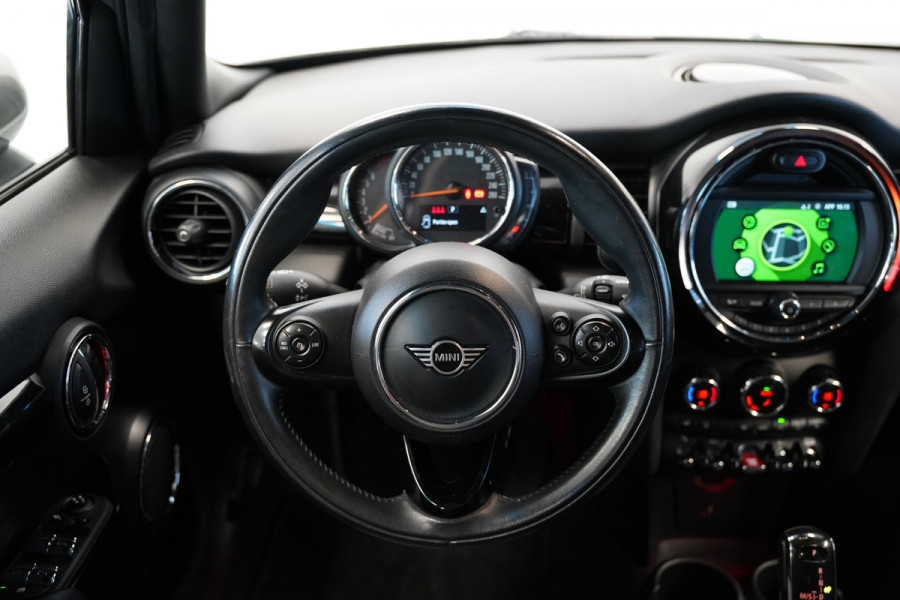 MINI 5-deurs 1.5 Cooper Chili Navigatie Full-led CruiseControl