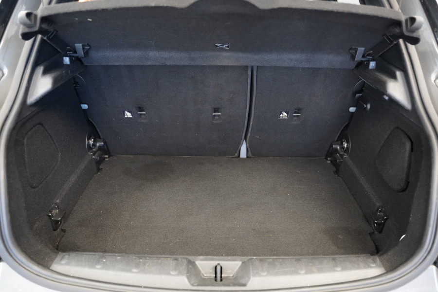MINI 5-deurs 1.5 Cooper Chili Navigatie Full-led CruiseControl
