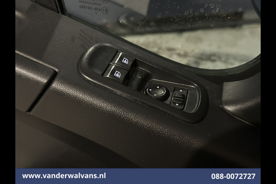 Opel Movano 2.2D 141pk L2H2 Euro6 Airco | Navigatie | Camera | LED | Parkeersensoren Bijrijdersbank