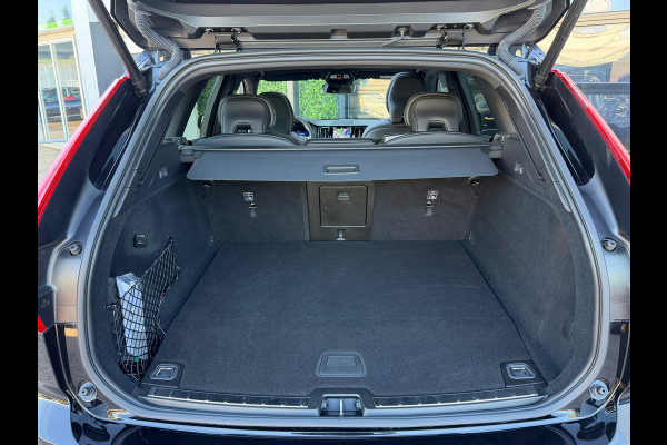 Volvo XC60 2.0 T6 PHEV 350PK AWD Plus Black Edition | SOH 100% | Pano | H/K Sound | Memory | BTW