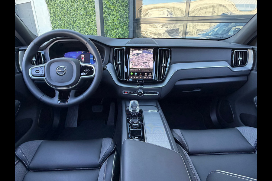 Volvo XC60 2.0 T6 PHEV 350PK AWD Plus Black Edition | SOH 100% | Pano | H/K Sound | Memory | BTW