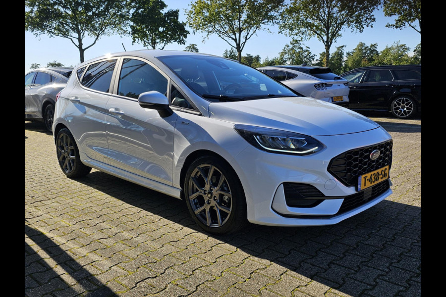 Ford Fiesta 1.0 EcoBoost Hybrid ST-Line X Nieuwstaat | Led | PDC | Navigatie | Achteruitrijcamera | Lane assist | 17'' velgen | Winterpack | B&O audi etc.
