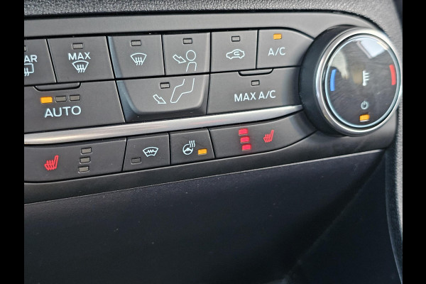 Ford Fiesta 1.0 EcoBoost Hybrid ST-Line X Nieuwstaat | Led | PDC | Navigatie | Achteruitrijcamera | Lane assist | 17'' velgen | Winterpack | B&O audi etc.