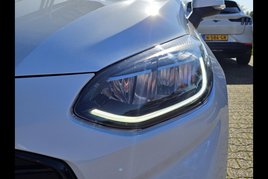 Ford Fiesta 1.0 EcoBoost Hybrid ST-Line X Nieuwstaat | Led | PDC | Navigatie | Achteruitrijcamera | Lane assist | 17'' velgen | Winterpack | B&O audi etc.