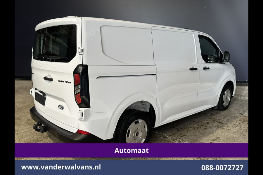 Ford Transit Custom 2.0 TDCI 136pk Automaat L1H1 Euro6 Airco | Camera | Apple Carplay | LED | Cruisecontrol | 2470kg Trekhaak Android Auto, Verwarmde voorruit, Parkeersensoren, Bijrijdersbank