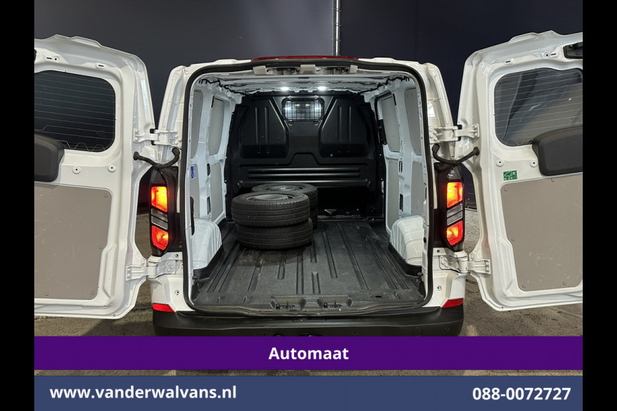 Ford Transit Custom 2.0 TDCI 136pk Automaat L1H1 Euro6 Airco | Camera | Apple Carplay | LED | Cruisecontrol | 2470kg Trekhaak Android Auto, Verwarmde voorruit, Parkeersensoren, Bijrijdersbank