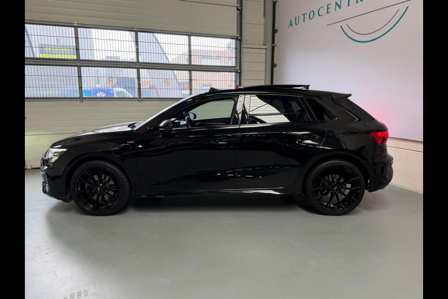 Audi A3 Sportback 40 TFSI e S-Line, Pano, Camera, carplay, Stoelverwarming, Elektrische achterklep,
