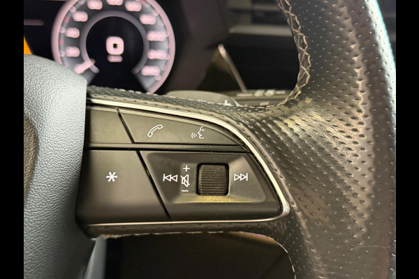 Audi A3 Sportback 40 TFSI e S-Line, Pano, Camera, carplay, Stoelverwarming, Elektrische achterklep,