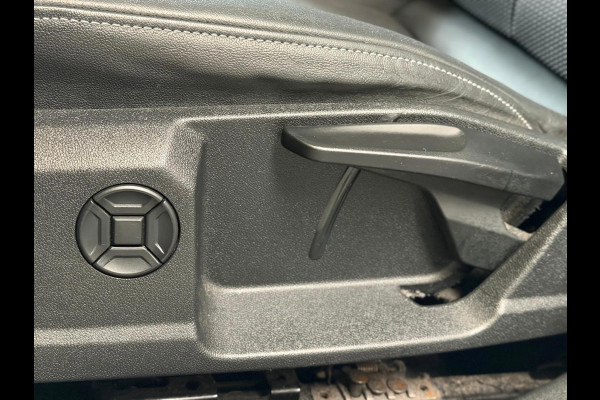 Audi A3 Sportback 40 TFSI e S-Line, Pano, Camera, carplay, Stoelverwarming, Elektrische achterklep,