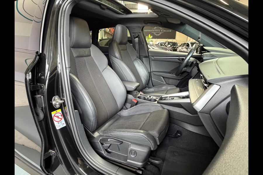 Audi A3 Sportback 40 TFSI e S-Line, Pano, Camera, carplay, Stoelverwarming, Elektrische achterklep,