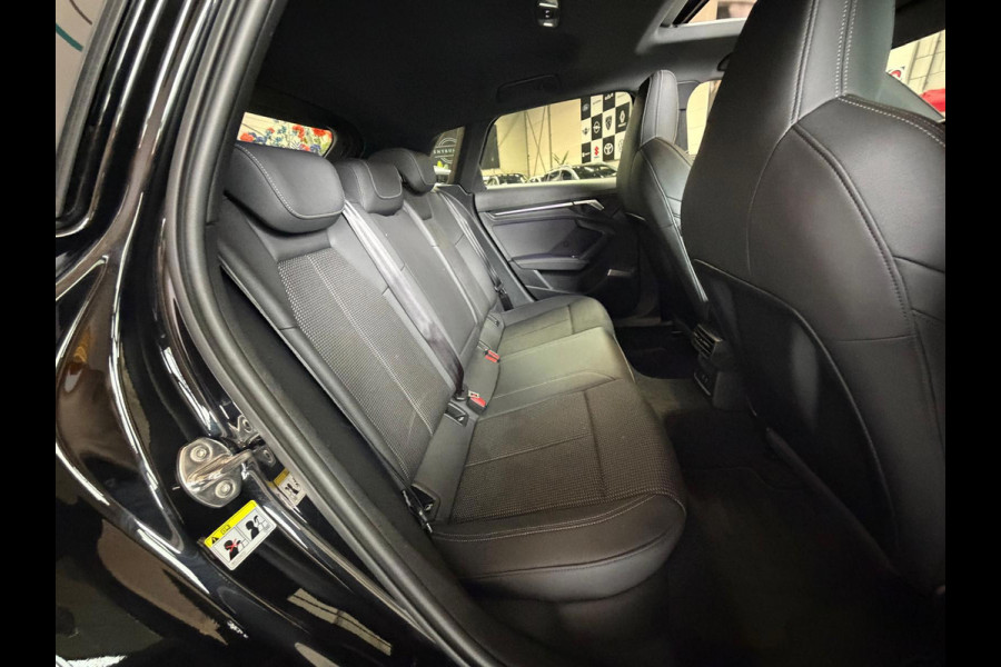 Audi A3 Sportback 40 TFSI e S-Line, Pano, Camera, carplay, Stoelverwarming, Elektrische achterklep,