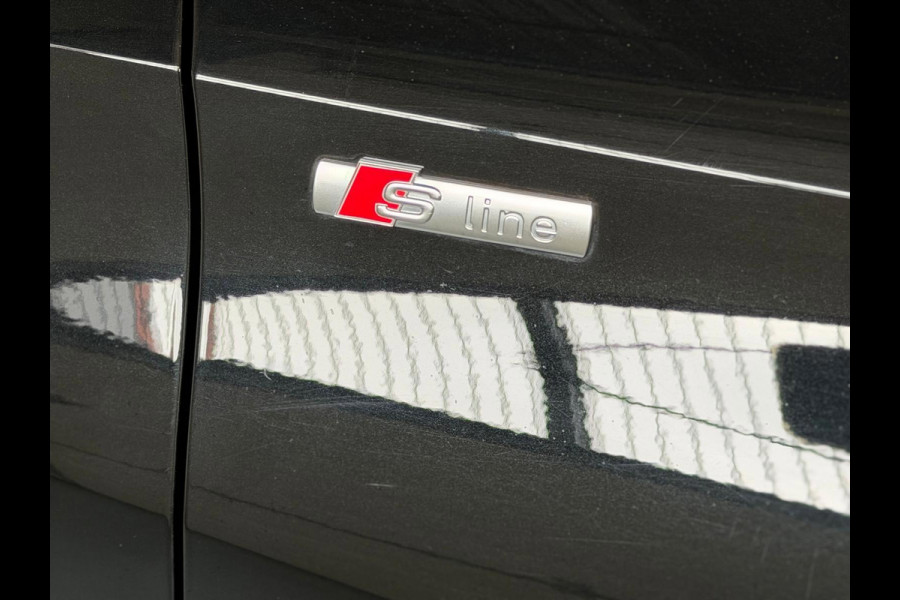 Audi A3 Sportback 40 TFSI e S-Line, Pano, Camera, carplay, Stoelverwarming, Elektrische achterklep,