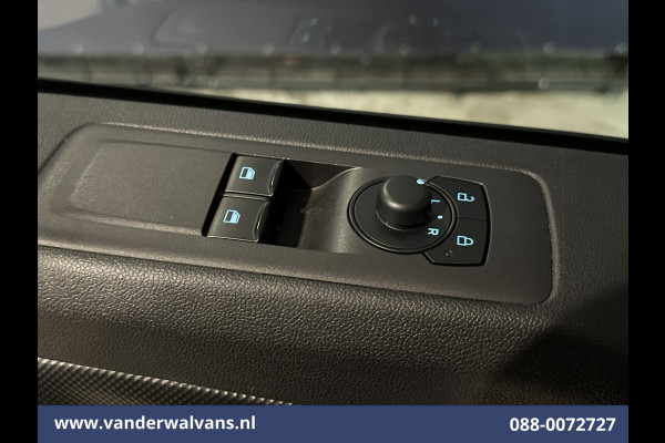 Ford Transit Custom 2.0 TDCI 136pk L2H1 Euro6 Airco | Camera | LED | Apple Carplay | Cruisecontrol Android Auto, Verwarmde voorruit, Parkeersensoren, Bijrijdersbank, 2740kg trekvermogen