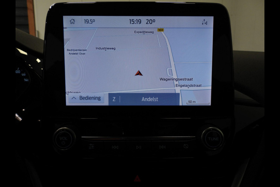 Ford Fiesta 1.0 EcoBoost Hybrid Titanium NAVI/CLIMA/LED/PDC/15"LMV!